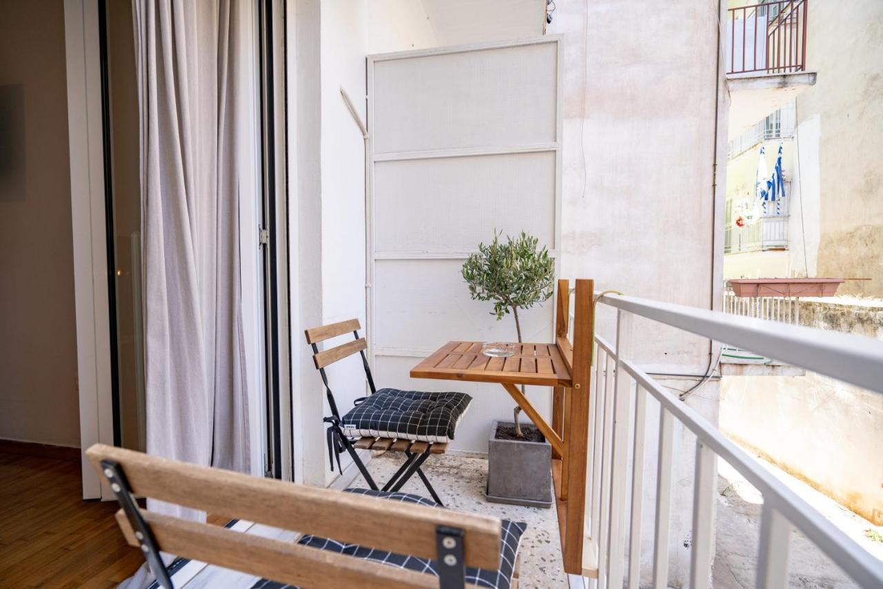 Exarcheia 1 bedroom 2 persons apartment Atenas Exterior foto
